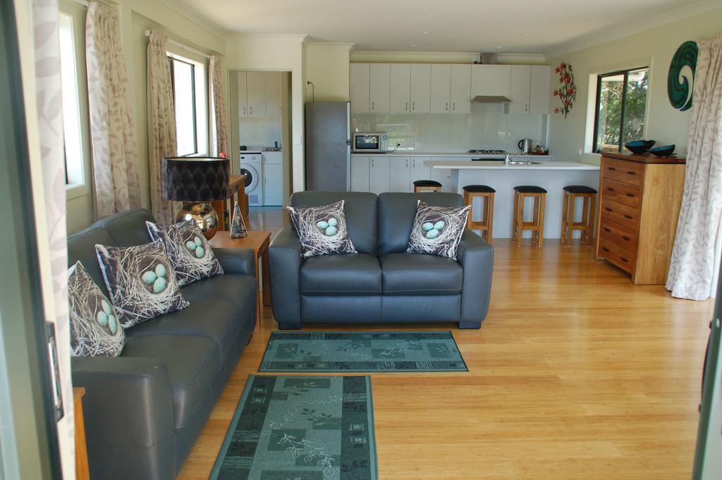 Kohinui Glade Holiday Cottage Parua Bay ภายนอก รูปภาพ