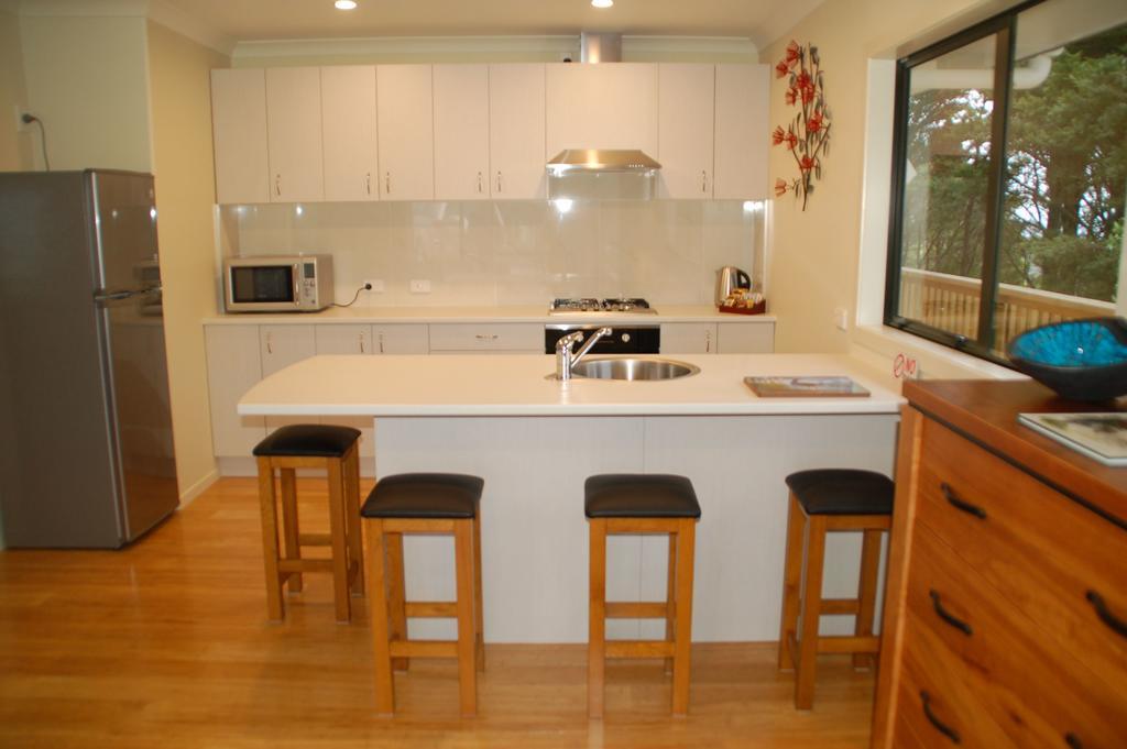 Kohinui Glade Holiday Cottage Parua Bay ภายนอก รูปภาพ