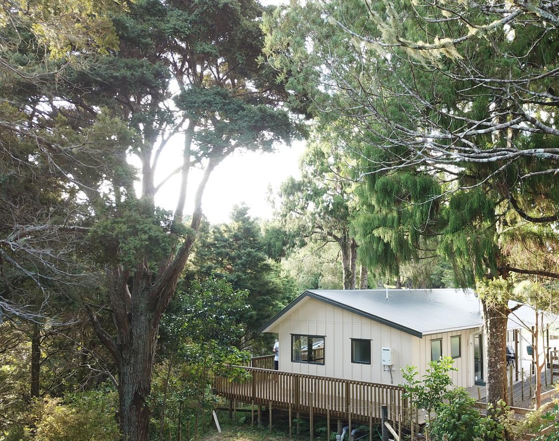 Kohinui Glade Holiday Cottage Parua Bay ภายนอก รูปภาพ