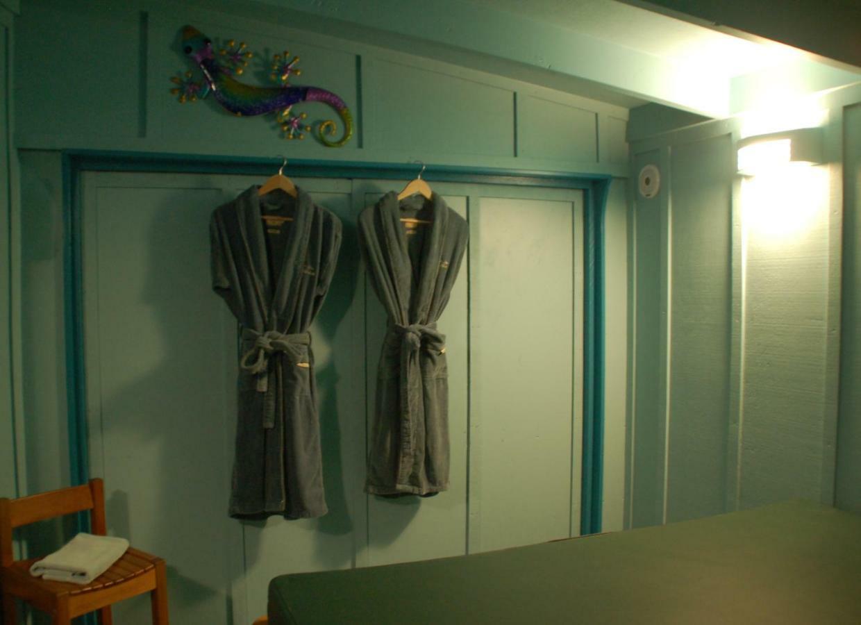 Kohinui Glade Holiday Cottage Parua Bay ภายนอก รูปภาพ